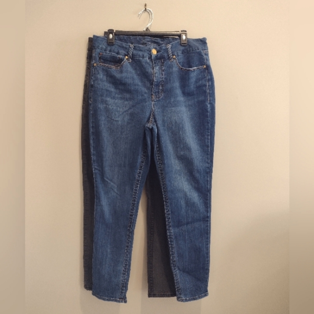 MUST GO!! Set of 2 Women's Seven7 Jeans Size 16